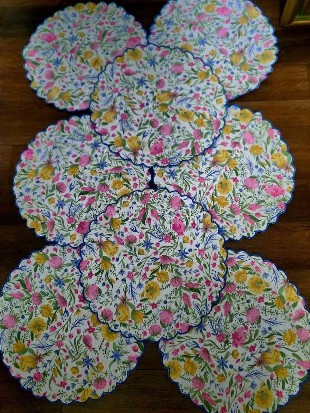 Set Of 8 Vintage Sofia Juliska Collection Placemats Scaloped Edge Reversible 16